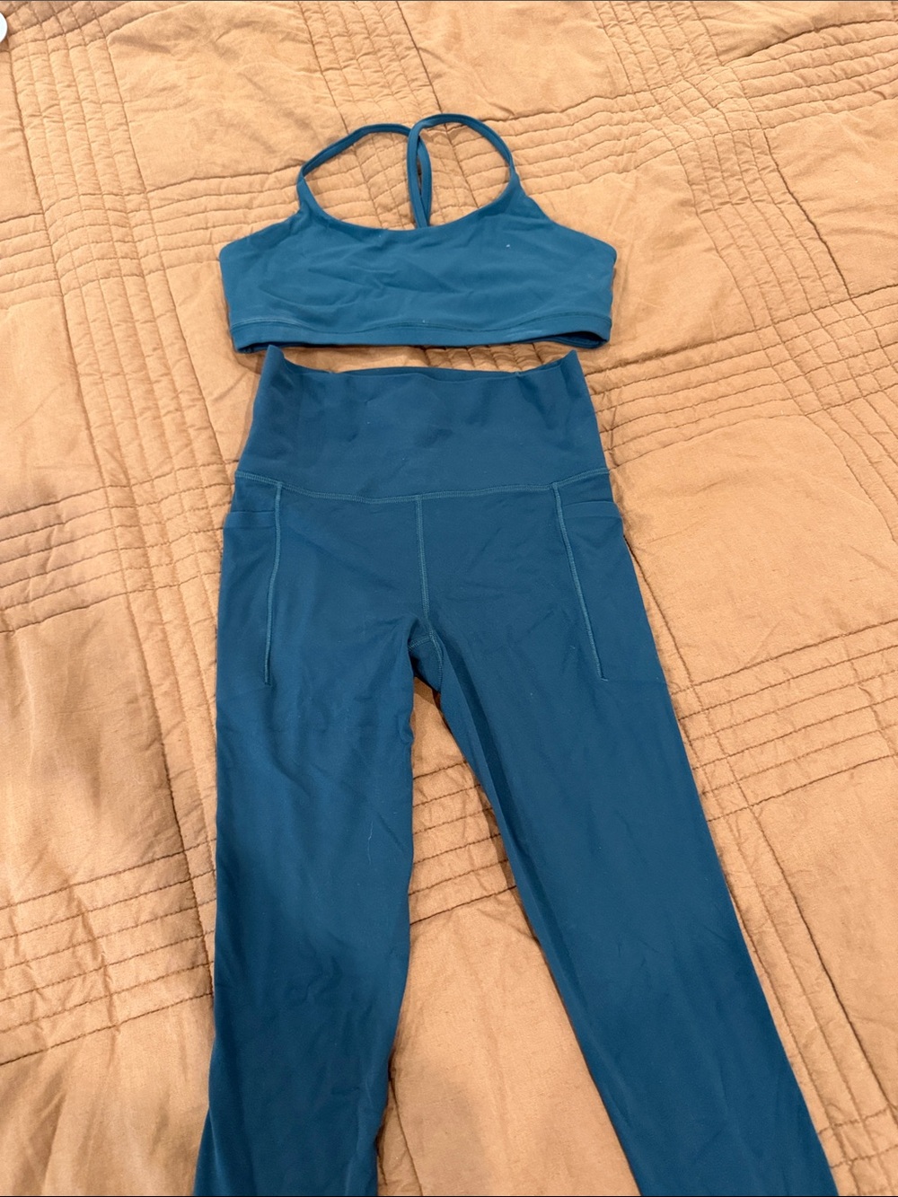 Athleta Forest Green Blue Strappy Sports Bra Crop Top Small Light Support Yoga